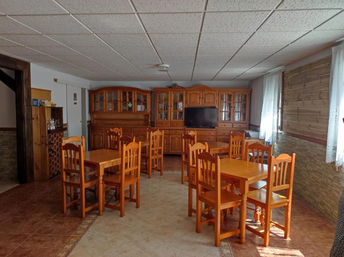 Albergue Santa Ana San Martín del Camino Eksteriør bilde